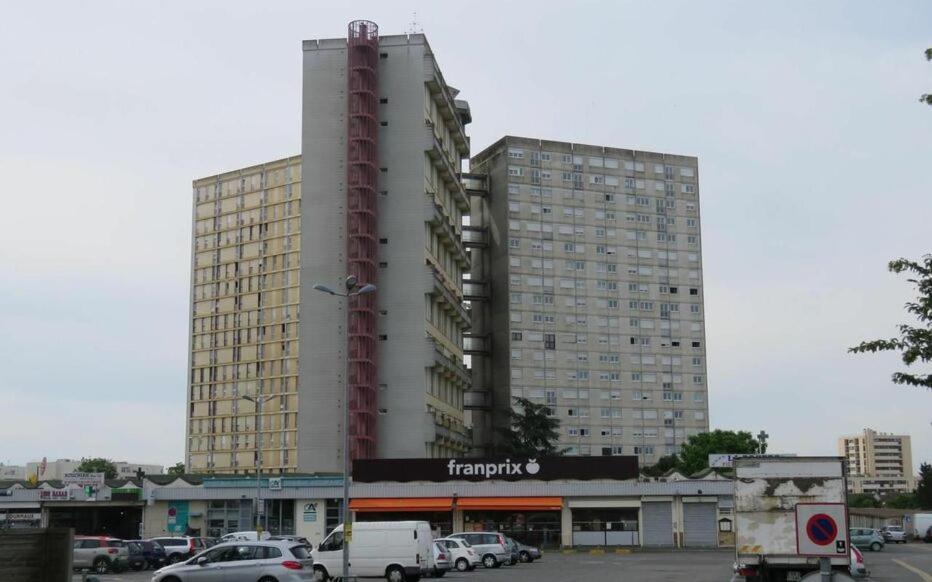 Appartement F3 -Plaisir Moins Cher - Jusqu'A 8Personnes Le Mée-sur-Seine Zewnętrze zdjęcie